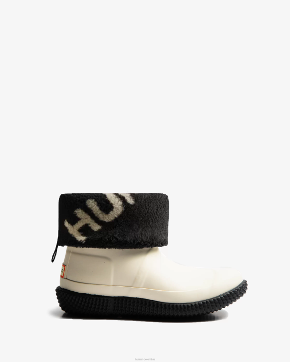 mujer botas de piel de oveja veganas con logo y parte superior enrollable aisladas 6284273 Hunter