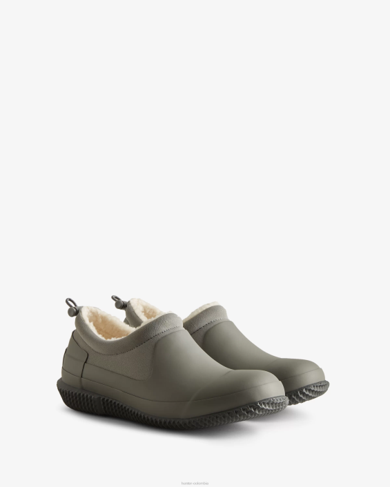 mujer zapato de piel de oveja vegano aislado 6284265 Hunter