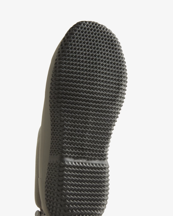 mujer zapato de piel de oveja vegano aislado 6284265 Hunter