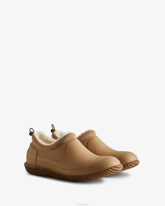 mujer zapato de piel de oveja vegano aislado 6284266 Hunter